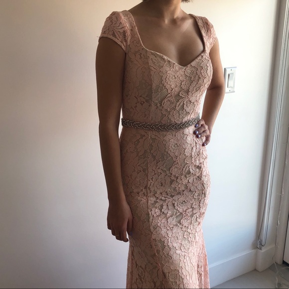 Stunning dress 💕 - Picture 2 of 8